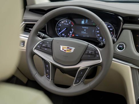 Used 2025 Cadillac XT5 Premium Luxury w/ LPO, Floor Liner Package image 11