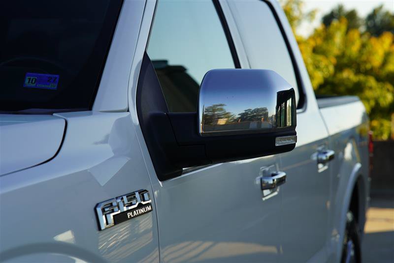 Used 2015 Ford F150 Platinum w/ Equipment Group 701A Luxury AWD/4WD image 22