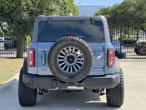 Used 2025 Ford Bronco Outer Banks AWD/4WD image 4