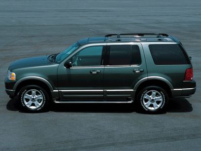 Used 2004 Ford Explorer XLS