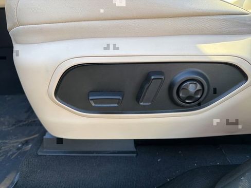 Used 2023 Jeep Grand Cherokee Limited image 20