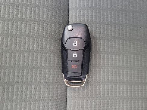 Used 2021 Ford Escape S AWD/4WD image 32
