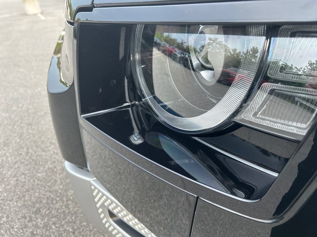 Used 2022 Land Rover Defender 90 S AWD/4WD image 10