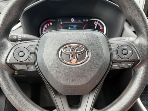 Used 2024 Toyota RAV4 XLE FWD image 13