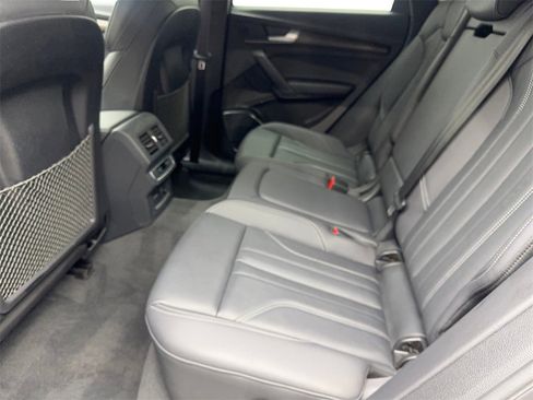 Used 2023 Audi Q5 2.0T Premium w/ Convenience Package image 34