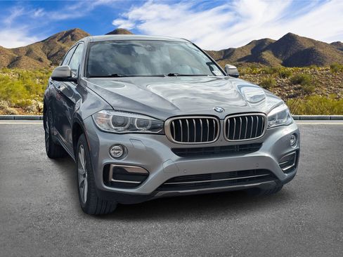 Used 2017 BMW X6 sDrive35i image 3