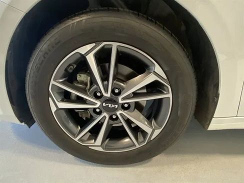 Used 2022 Kia Forte LXS image 31