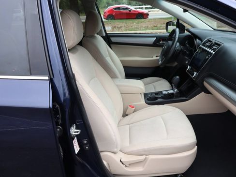 Used 2018 Subaru Outback 2.5i Premium AWD/4WD image 22