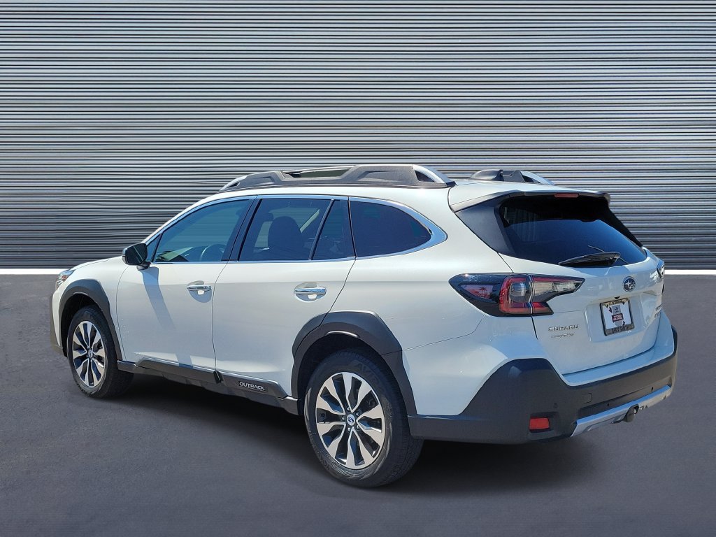 Certified 2023 Subaru Outback Touring XT w/ Tech Package 3 AWD/4WD image 4