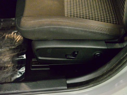 Used 2019 Dodge Charger GT image 10