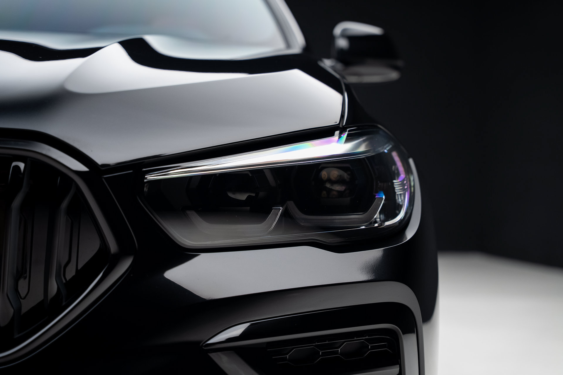 Used 2022 BMW X6 M50i w/ Premium Package AWD/4WD image 10