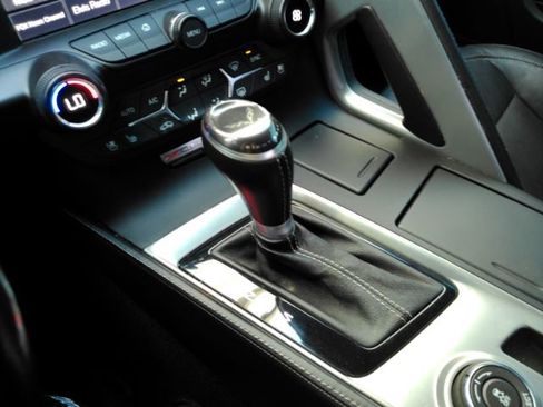 Used 2016 Chevrolet Corvette Z06 w/ 2LZ Preferred Equipment Group image 41