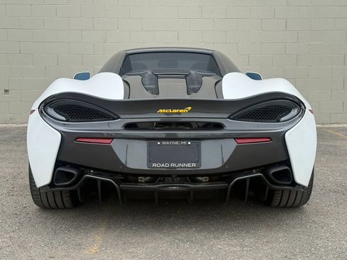 Used 2019 McLaren 570S Spider RWD image 12