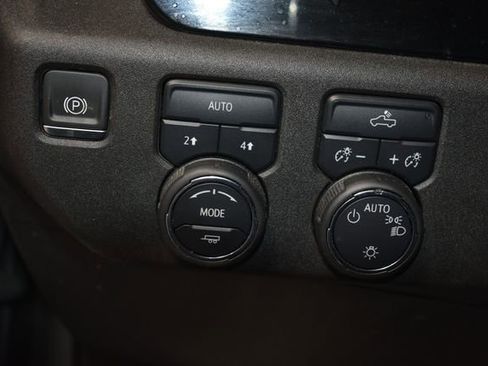 Certified 2024 Chevrolet Silverado 1500 LT w/ True North Edition Plus AWD/4WD image 25