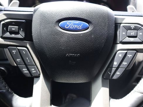 Used 2017 Ford F150 Raptor w/ Equipment Group 802A Luxury AWD/4WD image 34
