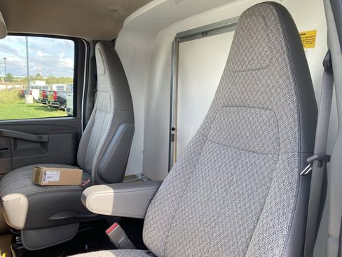 New 2025 Chevrolet Express 3500 w/ Power Convenience Package image 10