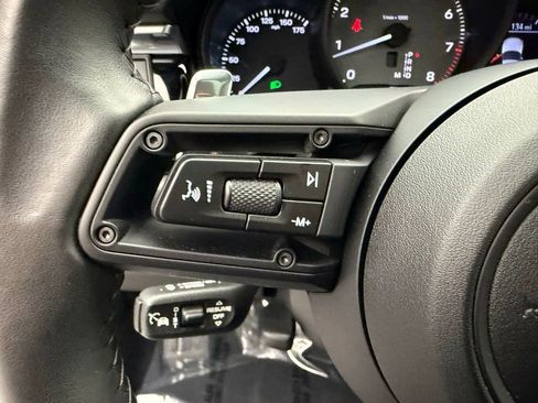 Used 2024 Porsche Macan S image 15