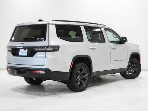 New 2026 Jeep Grand Wagoneer Limited image 7