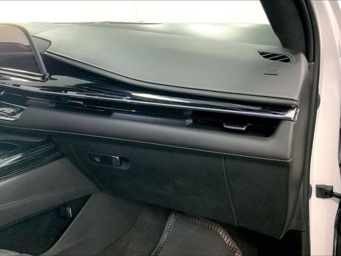 Used 2023 Cadillac Escalade V image 16