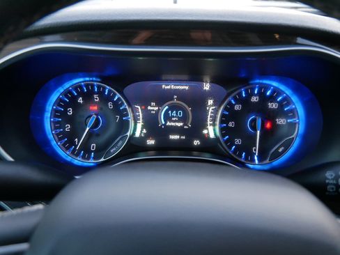 Used 2023 Chrysler Pacifica Limited image 21