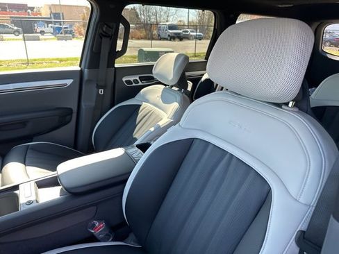 New 2026 Kia EV9 GT-Line AWD/4WD image 18