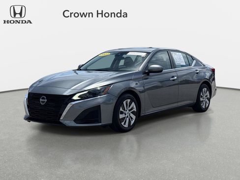 Used 2023 Nissan Altima 2.5 S image 1