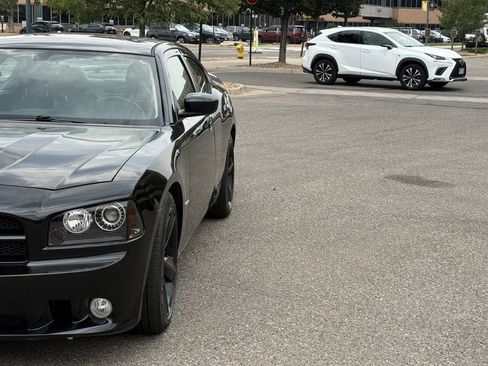 Used 2009 Dodge Charger SRT8 w/ SRT Option Group III RWD image 2