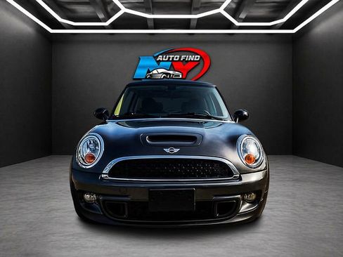 Used 2013 MINI Cooper S w/ Premium Pkg 2 FWD image 8