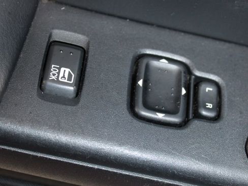 Used 2012 MAZDA MX-5 Miata Special Edition image 47