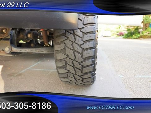 Used 2018 Chevrolet Silverado 1500 LT w/ All Star Edition AWD/4WD image 4