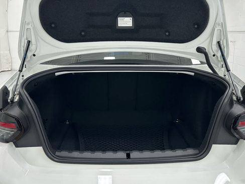 Used 2024 BMW M2 w/ Lighting Package RWD image 36