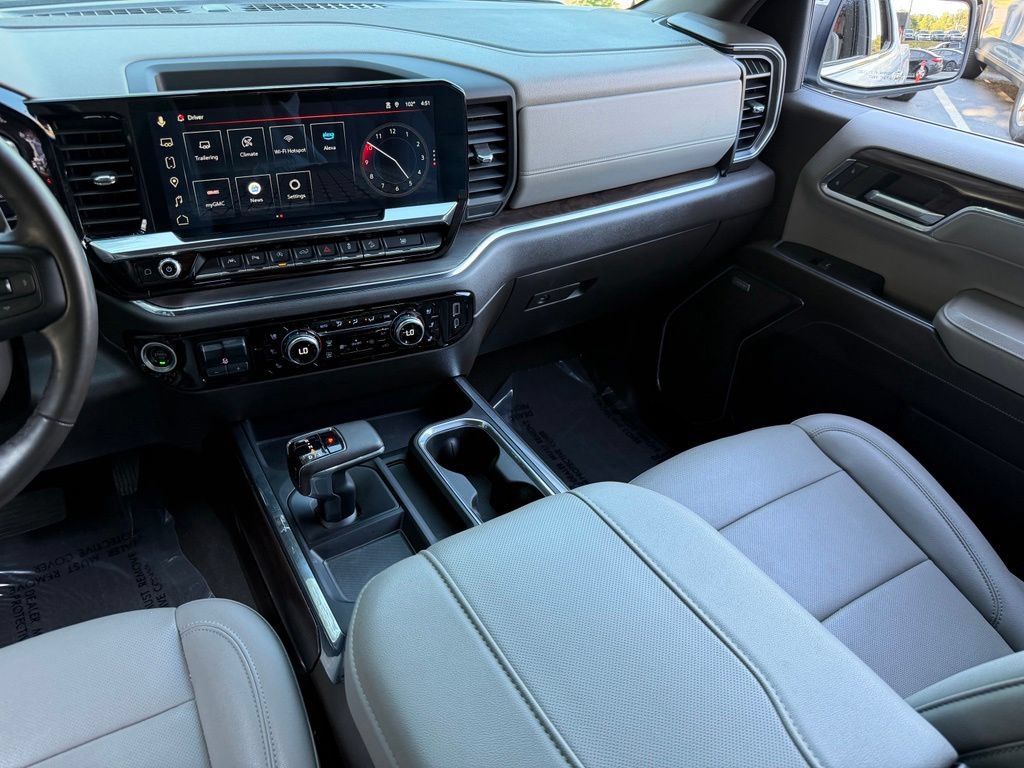 Used 2024 GMC Sierra 1500 SLT w/ SLT Premium Plus Package AWD/4WD image 41