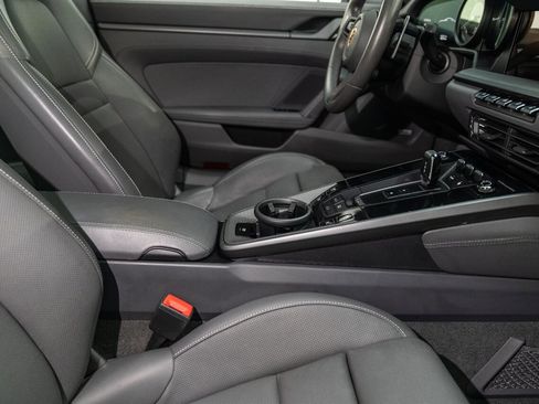 Used 2021 Porsche 911 Carrera 4S image 53