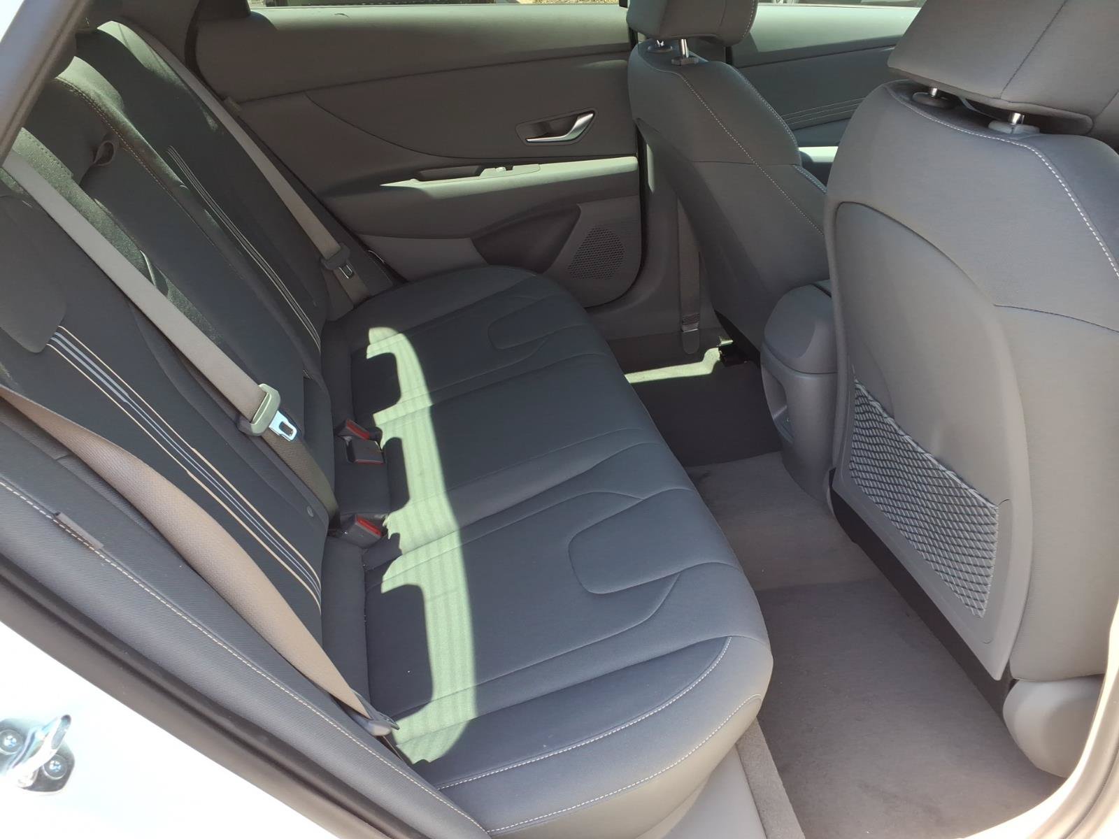 New 2026 Hyundai Elantra SEL Sport Premium FWD image 9