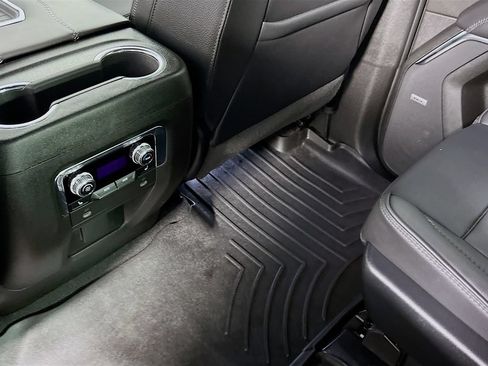 Certified 2023 GMC Yukon XL Denali AWD/4WD image 25