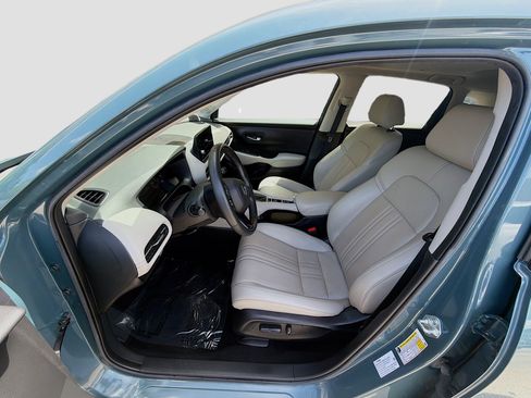 Used 2024 Honda HR-V EX-L image 18
