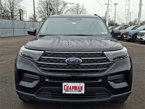 Certified 2023 Ford Explorer XLT image 2