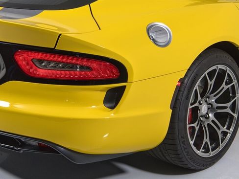 Used 2013 SRT Viper GTS w/ Track Pkg RWD image 38