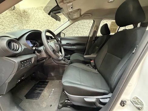 Used 2024 Nissan Kicks S FWD image 18