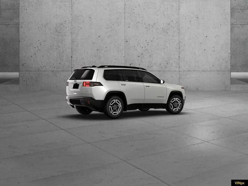 New 2026 Jeep Cherokee Laredo image 8
