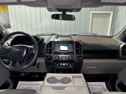 Used 2022 Ford F250 XL w/ Power Equipment Group AWD/4WD image 17
