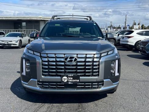 Used 2023 Hyundai Palisade Calligraphy w/ Cargo Package AWD/4WD image 4
