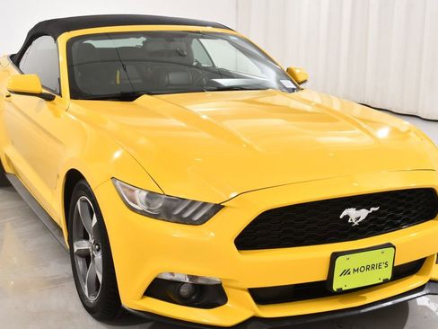 Used 2015 Ford Mustang Convertible w/ Equipment Group 051A image 4