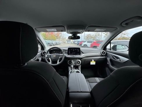 New 2026 Chevrolet Blazer LT w/ Convenience Package image 26