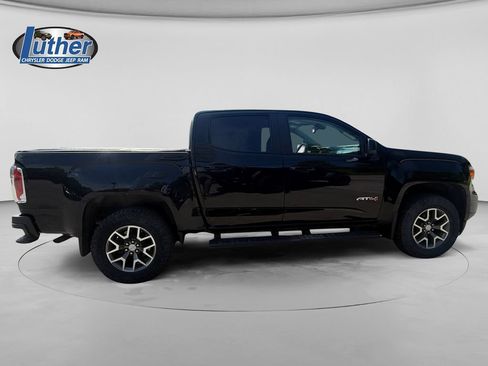 Used 2022 GMC Canyon AT4 w/ Trailering Package AWD/4WD image 6