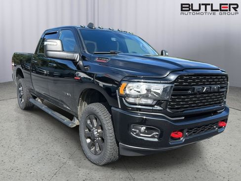 Used 2024 RAM 2500 Big Horn w/ Night Edition AWD/4WD image 6
