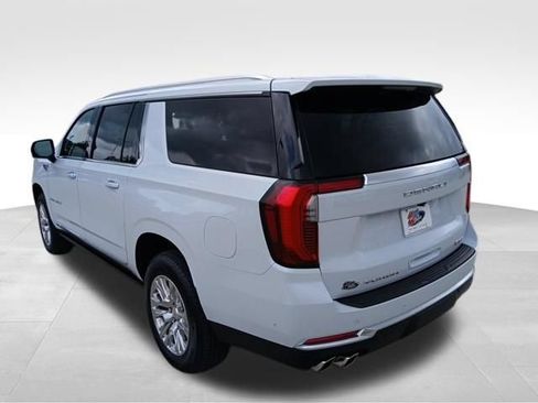 Certified 2026 GMC Yukon XL Denali w/ Sun & Power Step Package AWD/4WD image 3