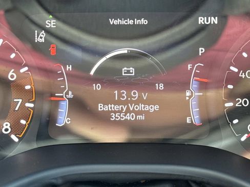 Used 2025 Jeep Compass Latitude AWD/4WD image 28