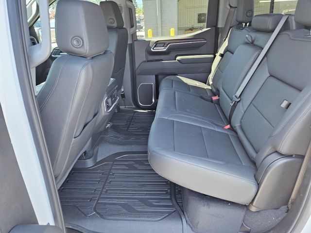 New 2026 GMC Sierra 1500 SLT w/ SLT Premium Package AWD/4WD image 13