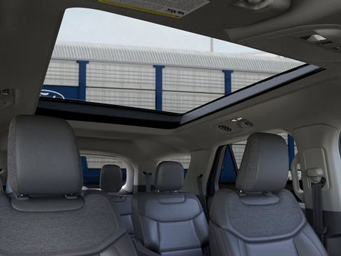 New 2026 Ford Explorer Active w/ Active Comfort Package image 22
